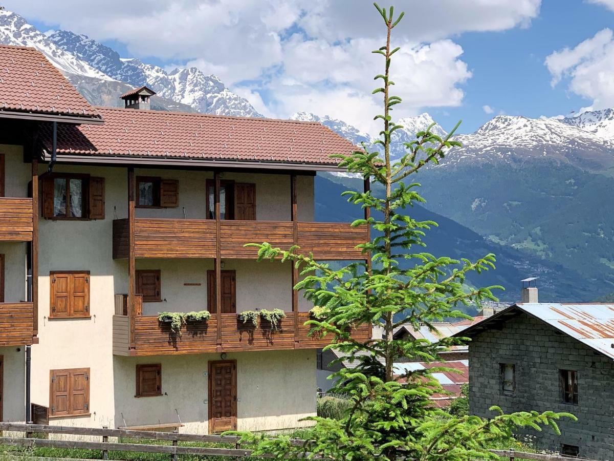 Апартаменты Piccola Residenza By Holiday World Ога Экстерьер фото